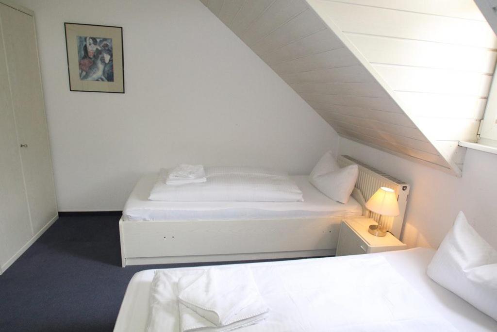Hotel Garni Am Schaefersberg Niedernhausen Eksteriør billede